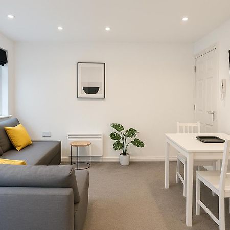 6 Person Apartment In City Centre Cardiff Eksteriør bilde